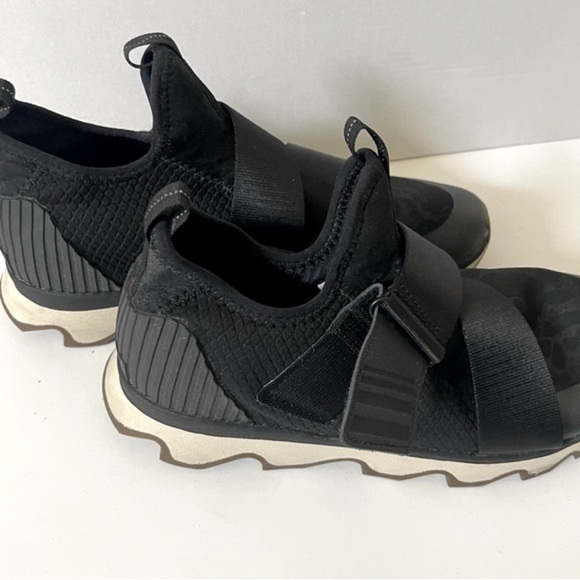 Sorel Kinetic Sneakers Women Size 9.5 Slip On Platform Black Tan Casual Comfy - Picture 4 of 13